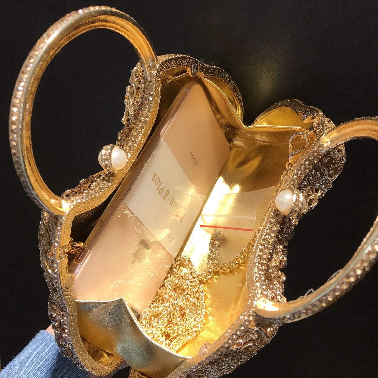 Perfect crystal