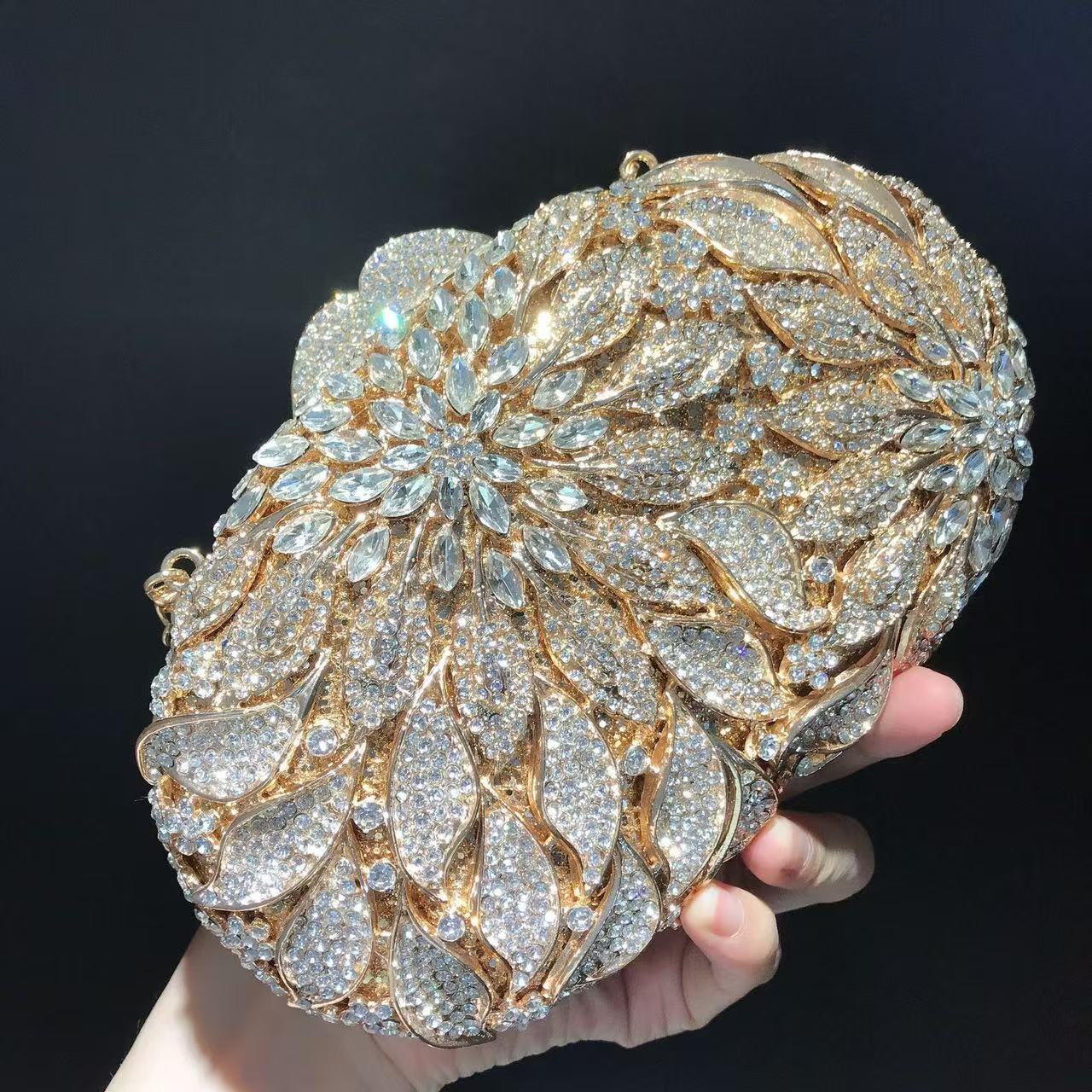 Leaf flower